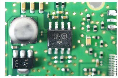 歐姆龍電子血壓計拆解 揭秘高精度 多功能設計方案