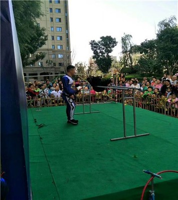 鐵嶺馬戲團(tuán)表演節(jié)目單杠表演多少錢一場
